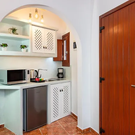 Nectarios - & Adults Only *