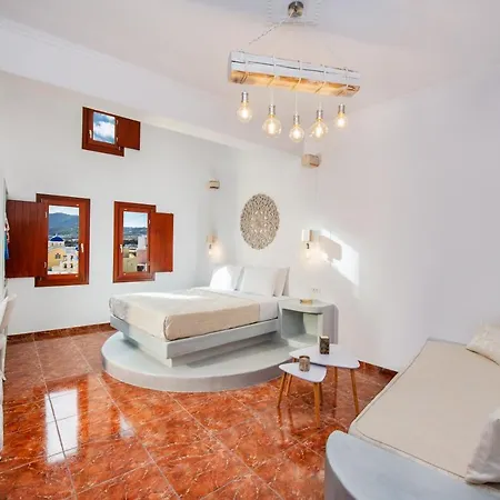 Nectarios - & Adults Only Fira (Santorini)