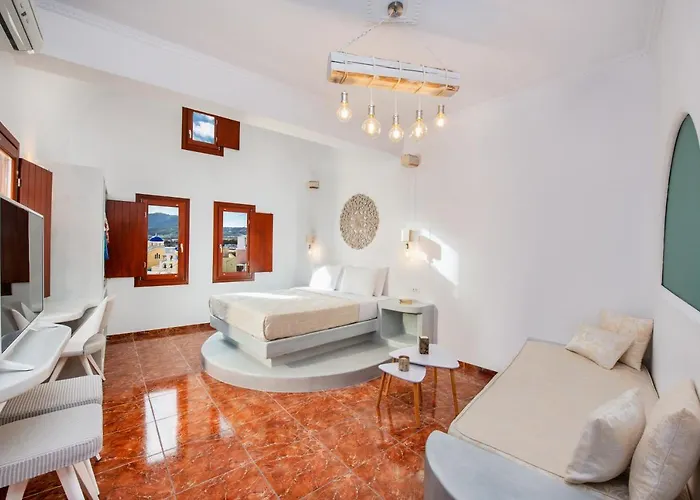 Nectarios - & Adults Only Fira (Santorini)