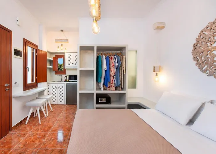 Nectarios - & Adults Only Fira (Santorini)